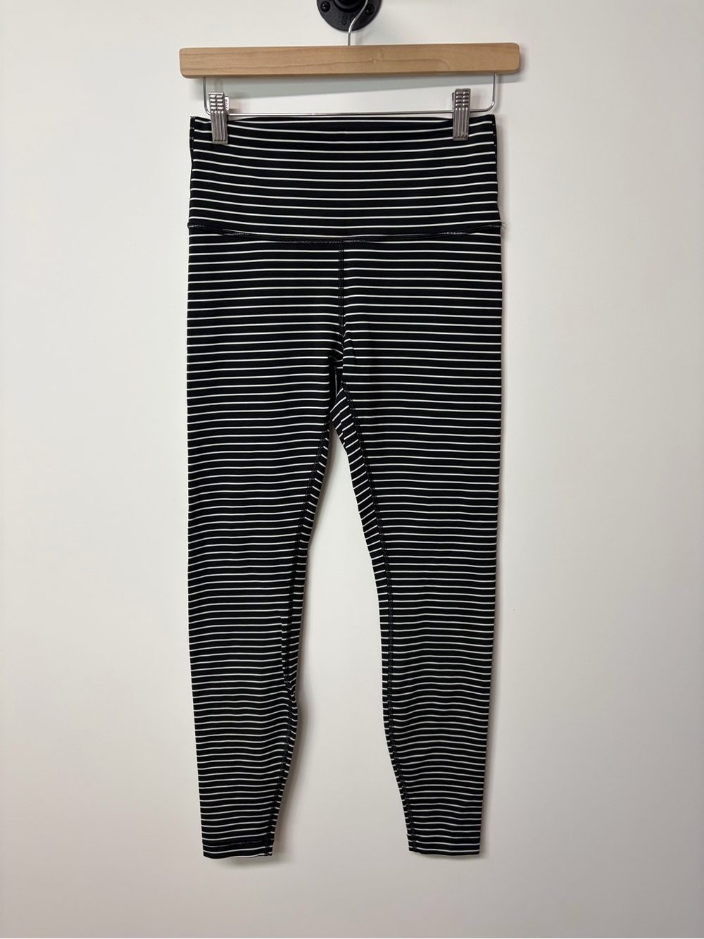 Lululemon Wunder Under High-Rise Leggings Black White Stripe Size 8